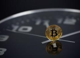 Bitcoin'de 2 yıl sonra bir ilk! 51 bin doları da aştı