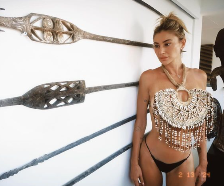 Şeyma Subaşı göğüslerini kolyeyle kapattı! İddialı paylaşımı sosyal medyayı salladı G2