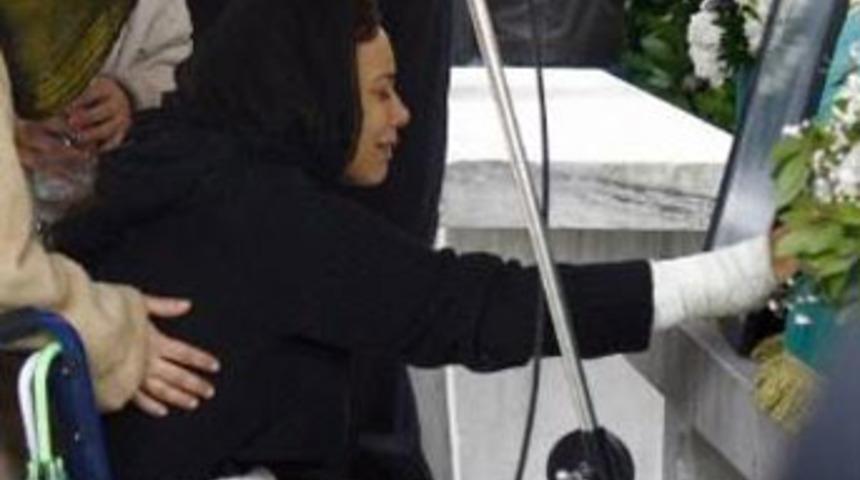 Ünlü reklamcıya eşinden veda