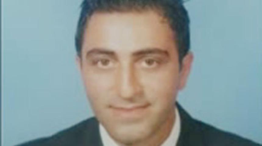 Eşini, sevgilisine &ouml;ld&uuml;rtt&uuml;!