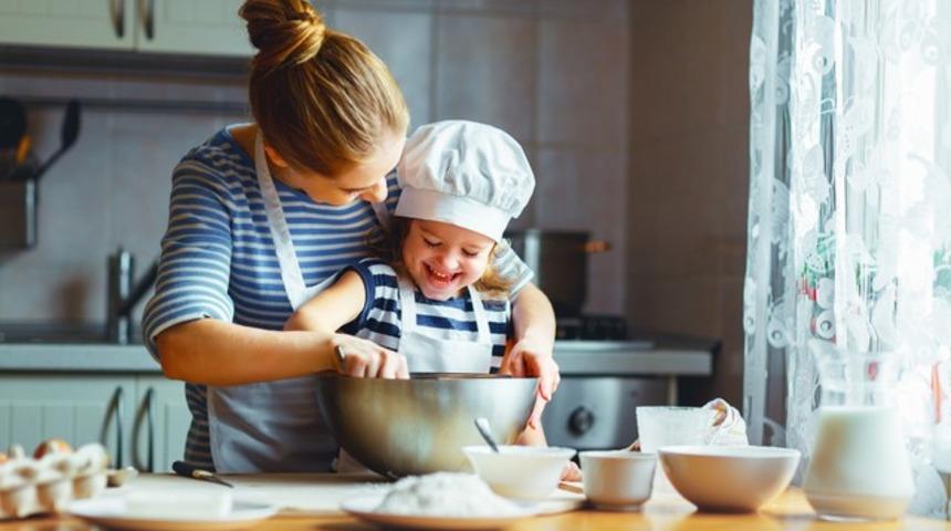 Sömestirde çocuklarla mutfağa girin