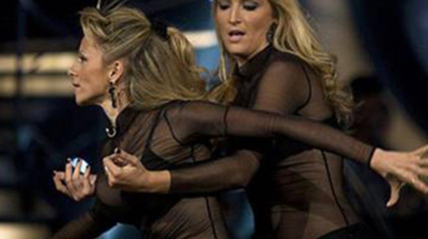 Lezbiyen yarışmacı İsrail'i karıştırdı