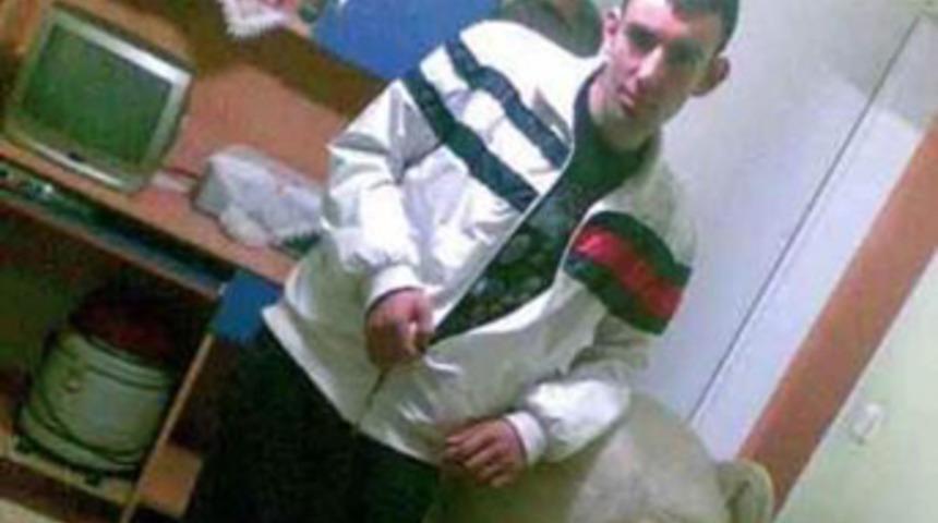 Ablasının &ccedil;alışmasına kızdı katliam yaptı