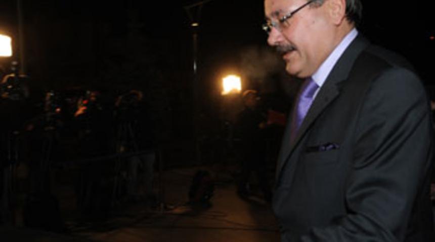 Gökçek yine ortalığı karıştırdı