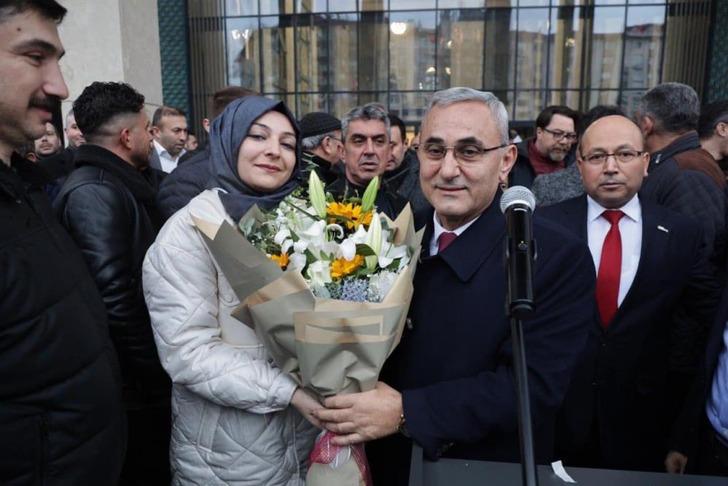 Yüksek zam oranını meşaleler, davul-zurnayla kutladılar! En düşük maaş 30 bin 29 TL oldu G4