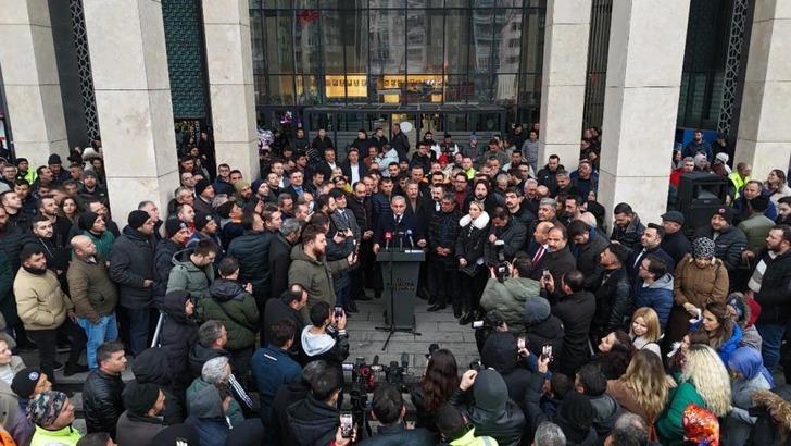 Yüksek zam oranını meşaleler, davul-zurnayla kutladılar! En düşük maaş 30 bin 29 TL oldu G5