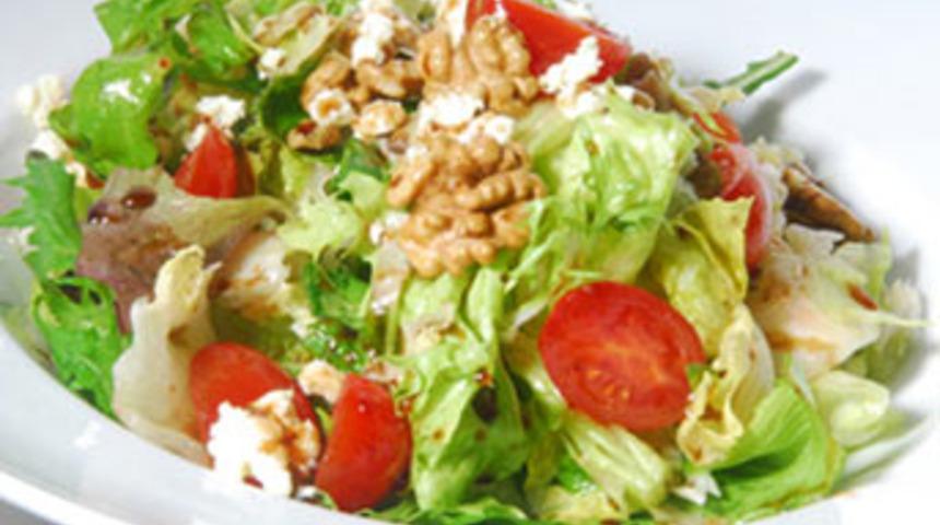 Peynirli salata 7 kat daha yağlı