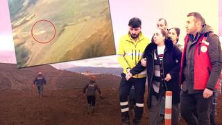Erzincan'daki 'zehir' tepesi! Yarığı gören işçiler sabah 'çökecek' diyerek uyarmış, öğlen çökmüş... Toprak altında kalan işçiden karısına son telefon!