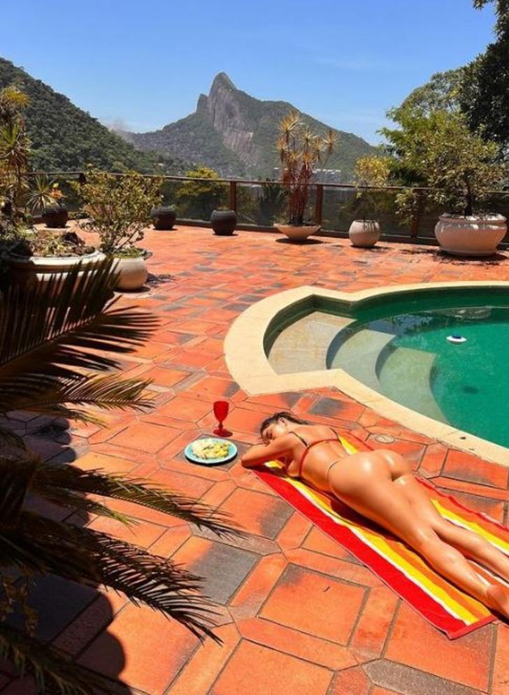 Demi Rose'un Sevgililer Günü paylaşımı! Yine adından söz ettirdi G3