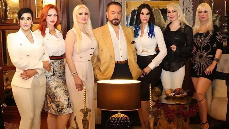 Adnan Oktar'a "Çok büyük maddi akışlar oluyor" dedi! Duruşma salonunda yaşananları "Korkunç" diyerek anlattı G3
