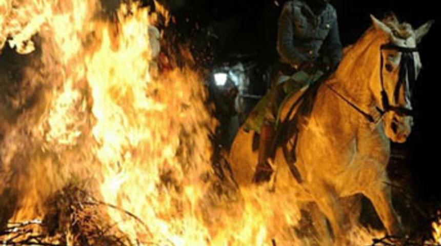 Arınmak i&ccedil;in yanmayı g&ouml;ze alıyorlar...