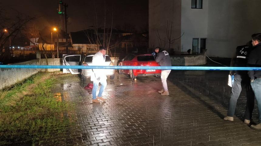 Düzce'de silahla karısını öldüren kişi intihar etti