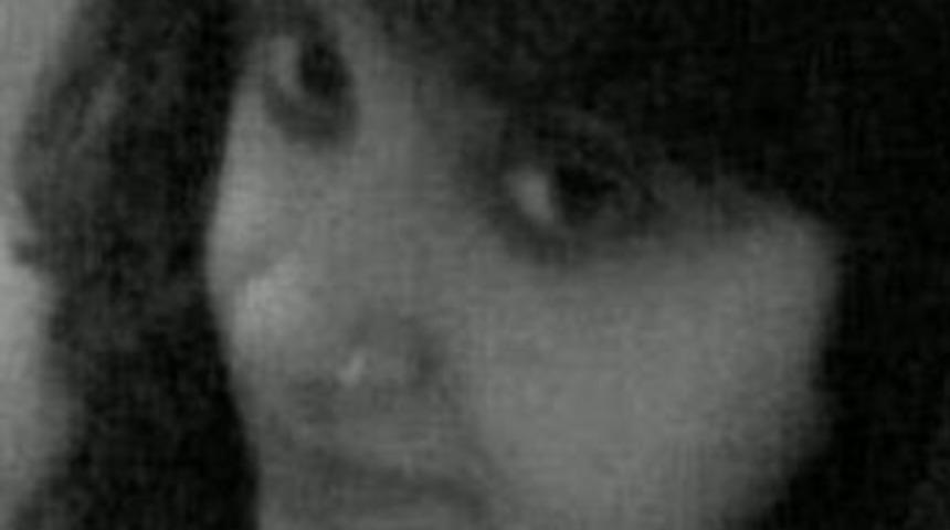 Facebook'tan &ouml;ld&uuml;r&uuml;len sevgilisine seslendi