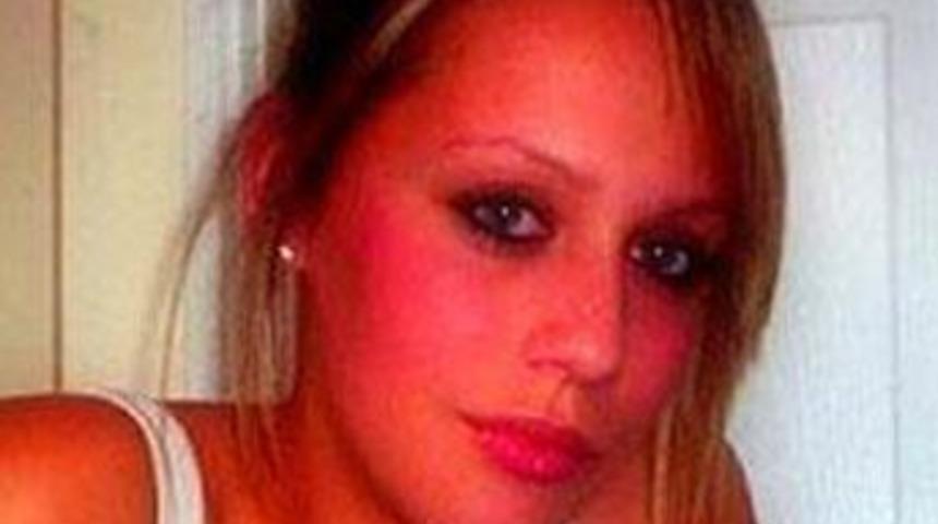 3 kız &ouml;ğrencinin sır &ouml;l&uuml;m&uuml;