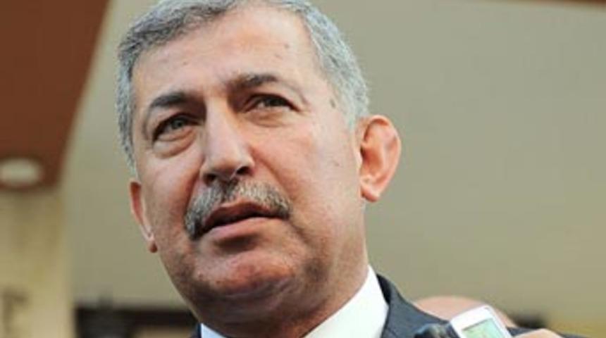 K&uuml;rt sorununu &uuml;lk&uuml;c&uuml;ler &ccedil;&ouml;zer