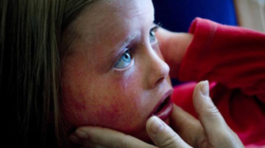 G&uuml;nde 14 defa deri değiştiriyor