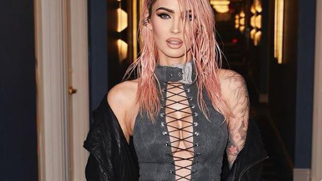 Megan Fox kendini 'süper pahalı silikon gerçek seks bebeği'ne benzetince tepki çekti