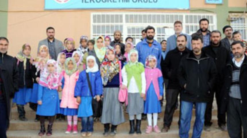 İlk&ouml;ğretimde yine baş&ouml;rt&uuml;s&uuml; krizi