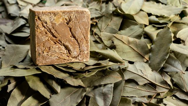 Defne sabunu faydaları nelerdir? Defne sabunu neye iyi gelir?