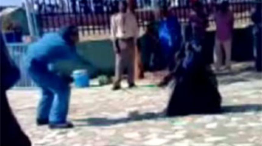 Meydanda kadına kırba&ccedil;!