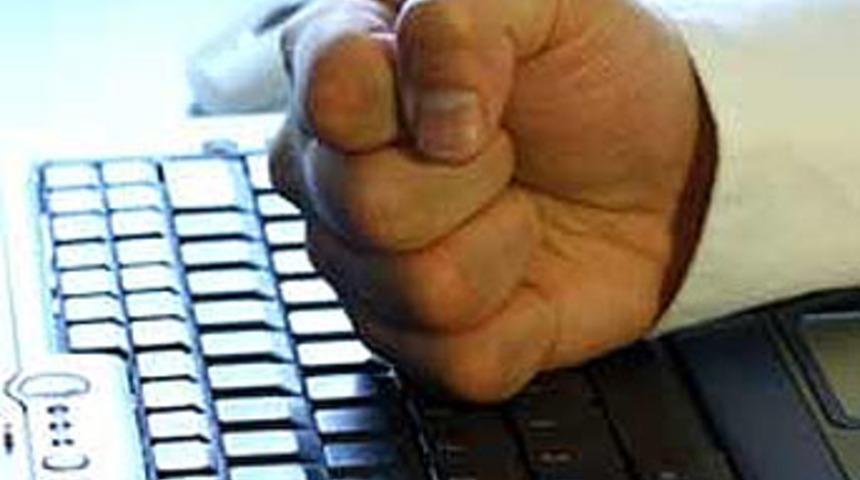 İnternette başına gelmeyen kalmadı