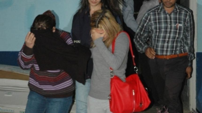 Ara&ccedil; i&ccedil;inde zorla fuhuş iddiası