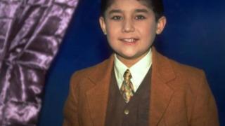 90'lı yıllara damga vurmuştu! Küçük İbo'nun şarkı söylediği anlar sosyal medyayı salladı! Son haline yorum yağdı 