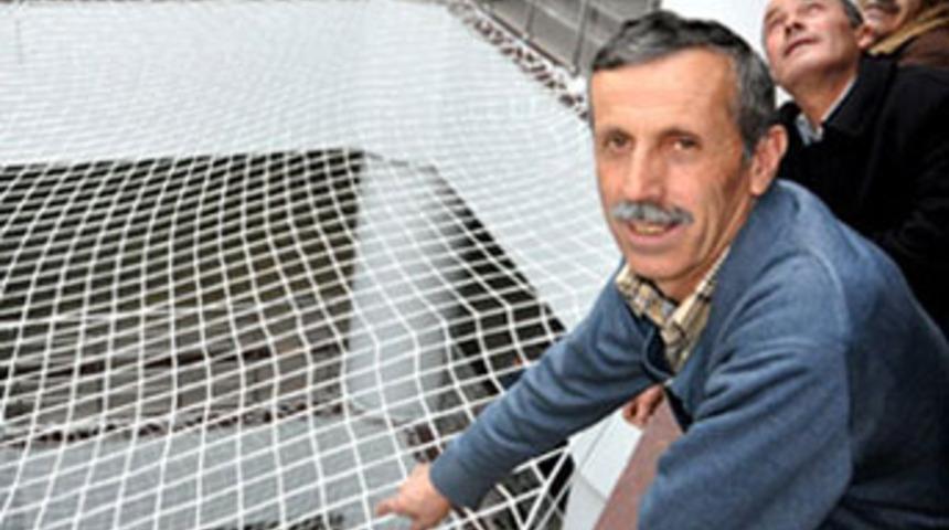 Balık değil insan ağı