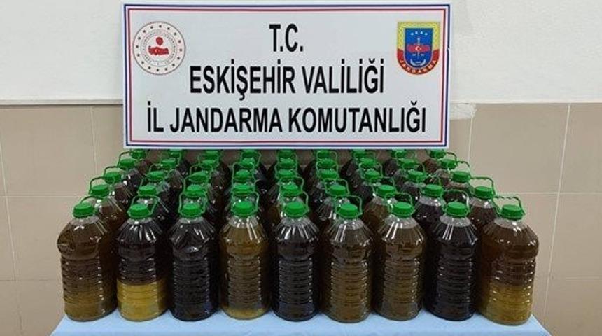 Ucuza toplayıp aroma ve boya katıp satıyorlarmış! 250 litre ele geçirildi