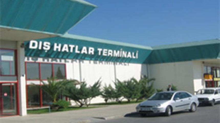 Havaalanında güvenlik skandalı!