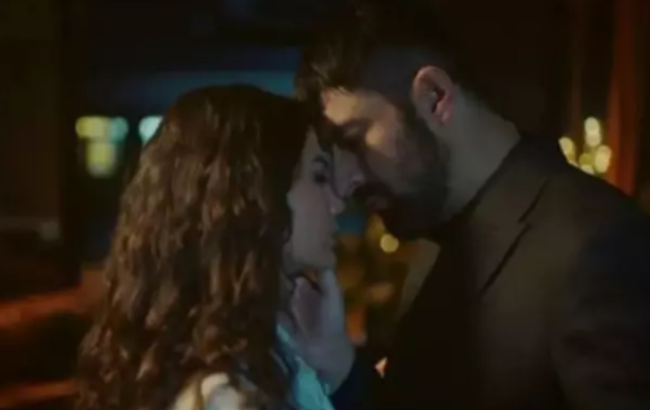 Adım Farah'ın Tahir'i Engin Akyürek tarzıyla sosyal medyanın diline düştü! 'Damat pijaması gibi'  G1