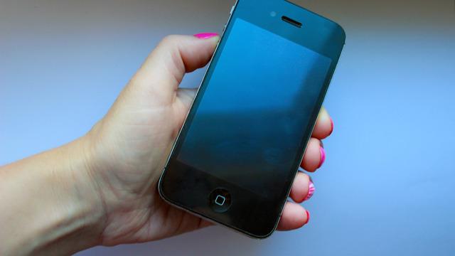 iPhone 4S ne zaman çıktı? iPhone 4S ilk çıktığında ne kadardı, özellikleri nelerdi?