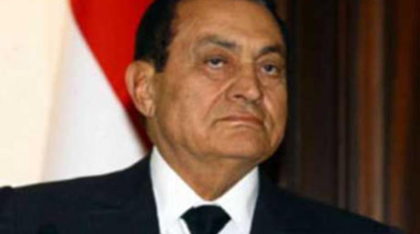 M&uuml;barek'in istifası bekleniyor