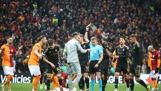 İspanyol hakemin kararları galibiyetin bile önüne geçti! Maçın ardından Galatasaray taraftarı kampanya başlattı