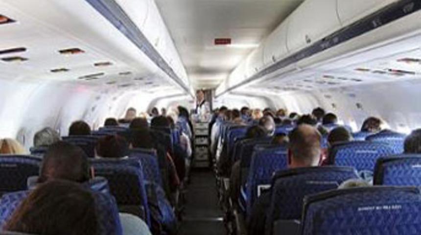 Artık u&ccedil;akta su bile yasak