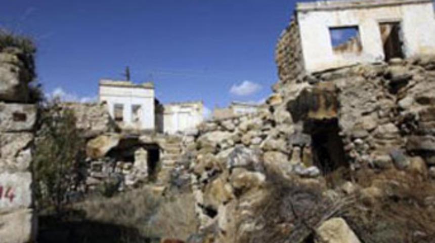 Bu k&ouml;ye mezar yetişmiyor