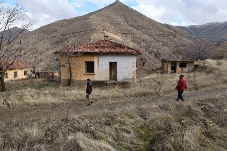 'Küçük Paris' diyorlardı! Geçmişin modern şehri... Herkesin gözdesi, sanatçıların akın ettiği Sivas'taki o yer şimdi terk edilen Çernobil gibi G1