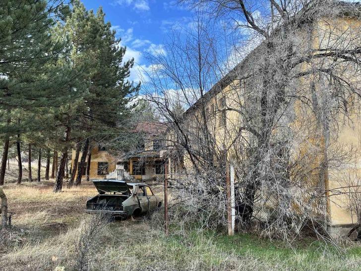 'Küçük Paris' diyorlardı! Geçmişin modern şehri... Herkesin gözdesi, sanatçıların akın ettiği Sivas'taki o yer şimdi terk edilen Çernobil gibi G4