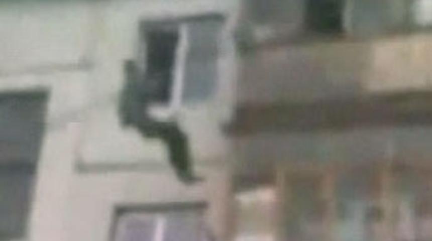 Düştü, toparlandı, yine tırmandı...