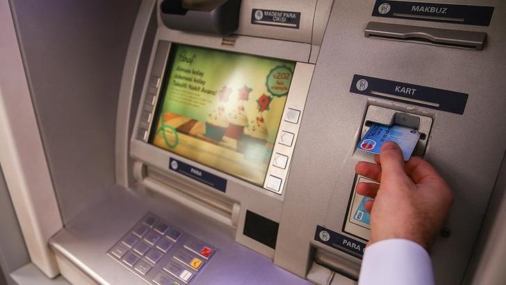 Bankada hesabı olanlar dikkat! ATM ücretsiz nakit çekim limitleri değişti 18437112-728xauto