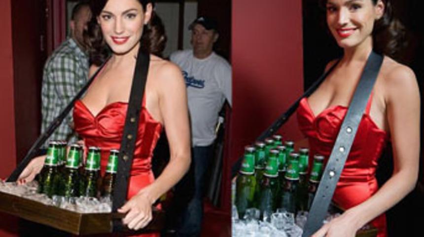 En seksi reklam yıldızı