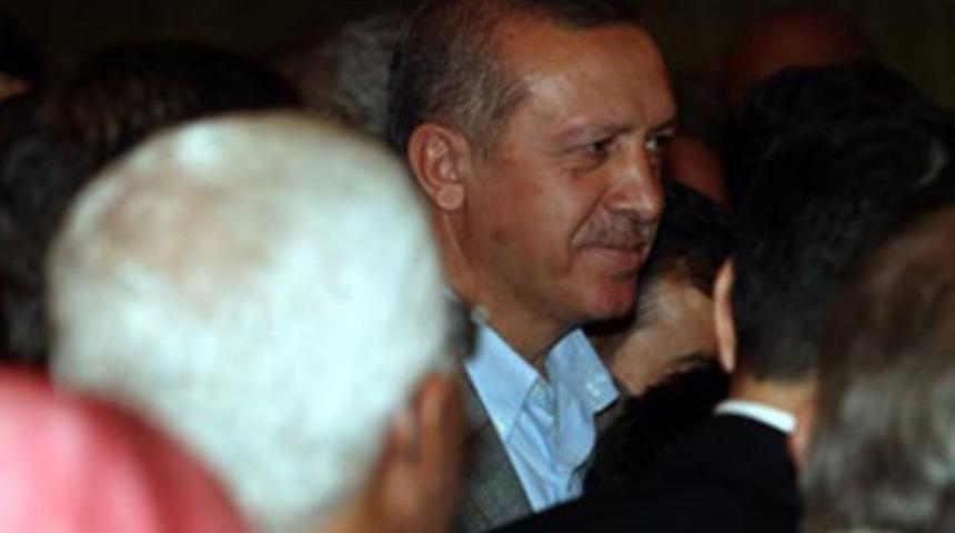 Erdoğan'a t&uuml;rban &ccedil;ıkışı