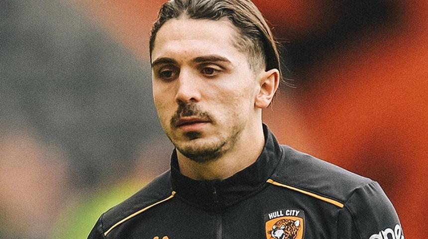 Acun Ilıcalı'nın takımı Hull City'ye transfer olan Abdülkadir Ömür'e olay sözler! ''Oğlum sen kimsin? Bu gücü nereden buluyorsunuz?''
