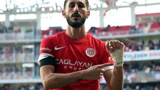 İsrail'e destek verdiği için gözaltına alınan Antalyaspor'un futbolcusu Sagiv Jehezkel, Akdeniz ekibinin başına bela oldu