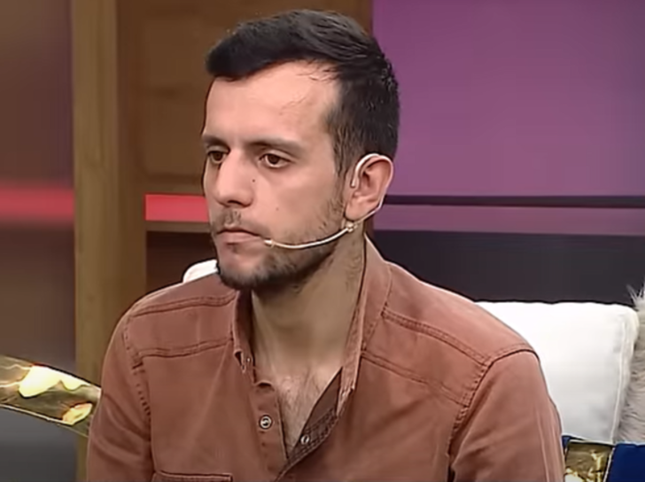 'Kayımvalidem ve eşim müstehcen görüntüler izliyor' deyince ortalık karıştı! Esra Ezmeci'deki itiraf herkesi şoke etti! 'Utanma yok mu sizde?' G3