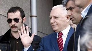 Prof. Dr. Haberal hastaneye kaldırıldı