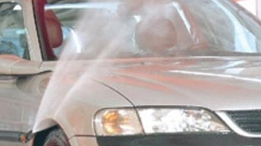 Oto yıkamaya artık para vermeyin!