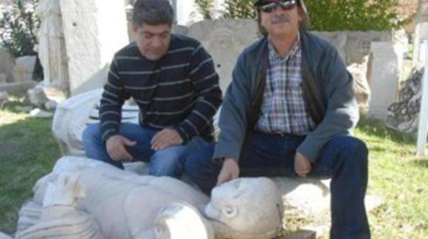 Kanalizasyondan imparator &ccedil;ıktı