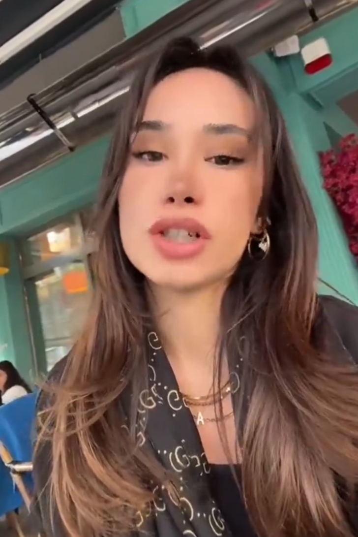 İş görüşmesinde yaşadığı ilginç olayı anlattı! 'Siz uyanık olun kendinizi kullandırtmayın' diyerek uyardı... Sosyal medya onu konuşuyor G4