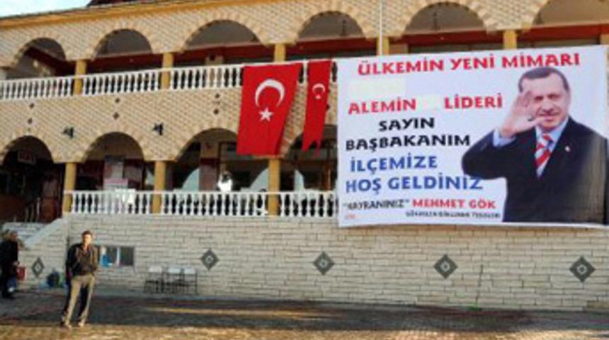 Erdoğan pankartına sans&uuml;r